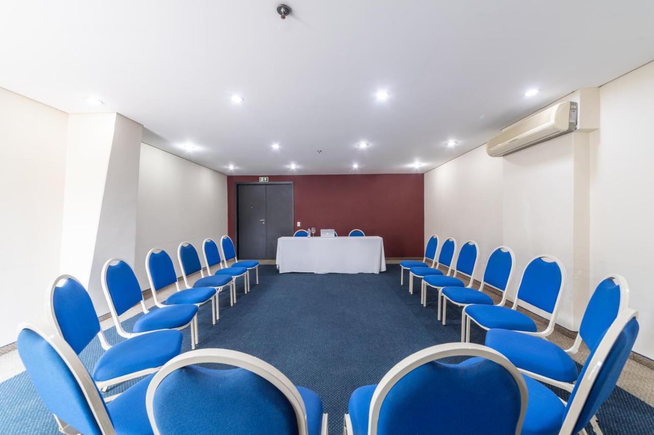 Hotel Rede Andrade Cwb
