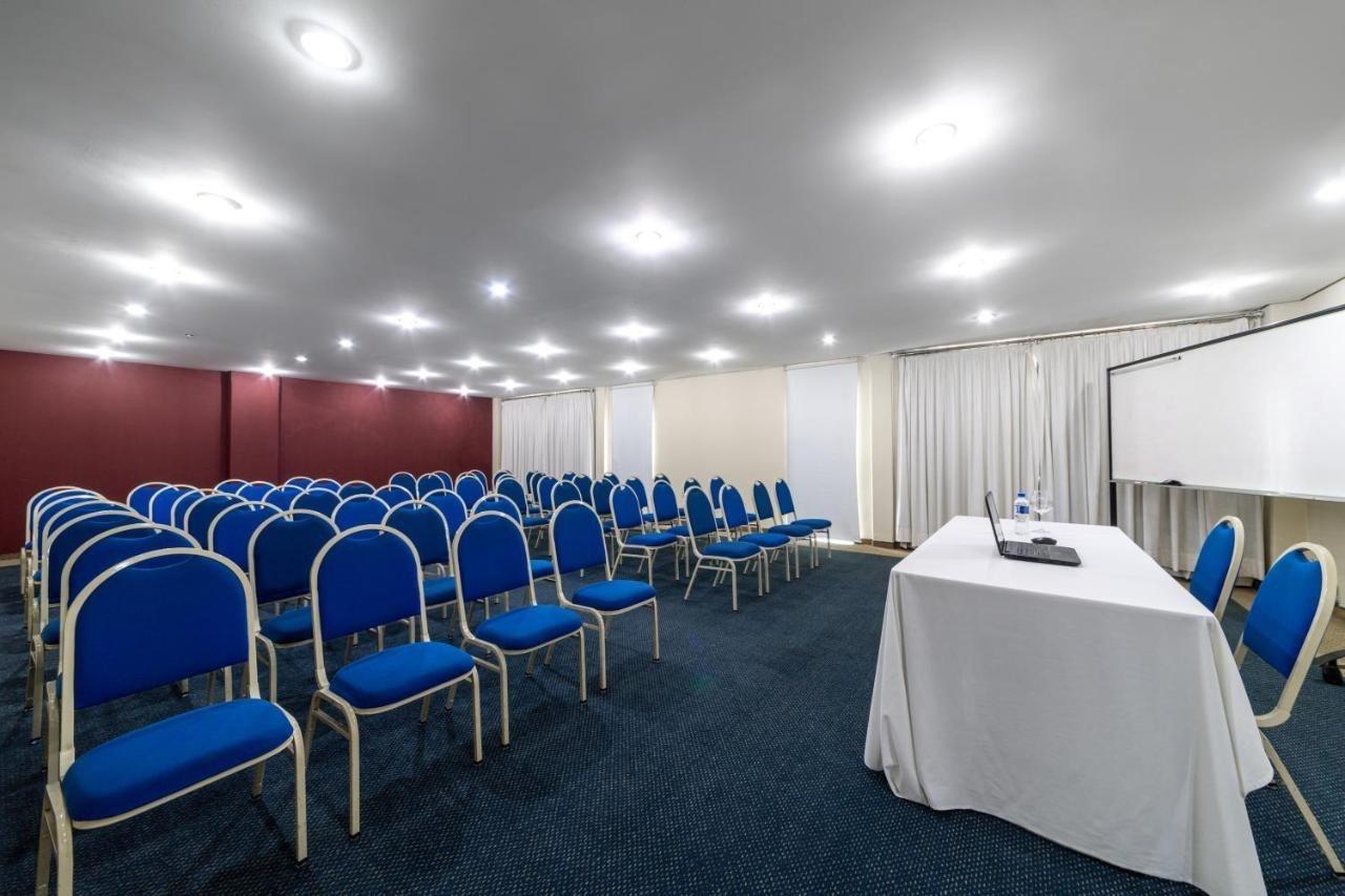 Hotel Rede Andrade Cwb Curitiba