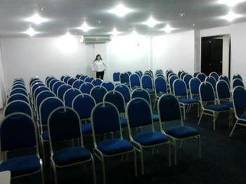 Rede Andrade Cwb Hotel 3*