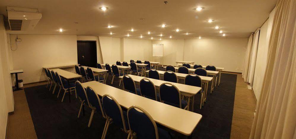 Rede Andrade Cwb Hotel