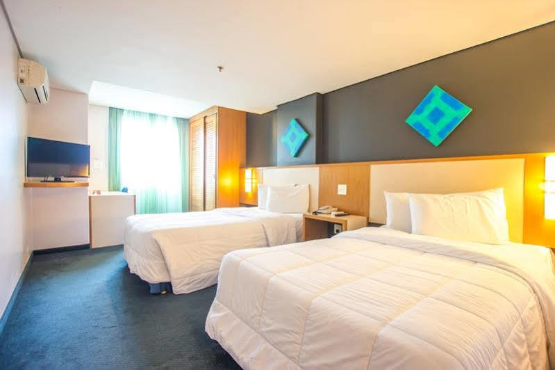 Rede Andrade Cwb Hotel